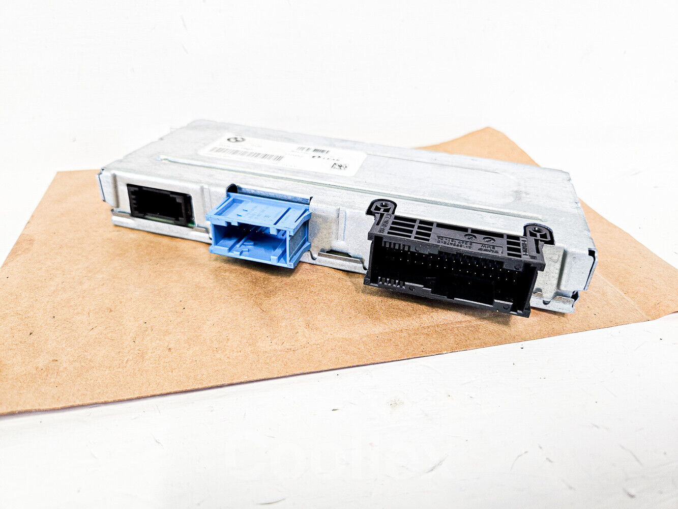 11-16 Bmw 550i F10 Central Gateway Module 61-35-9-322-532 Oem