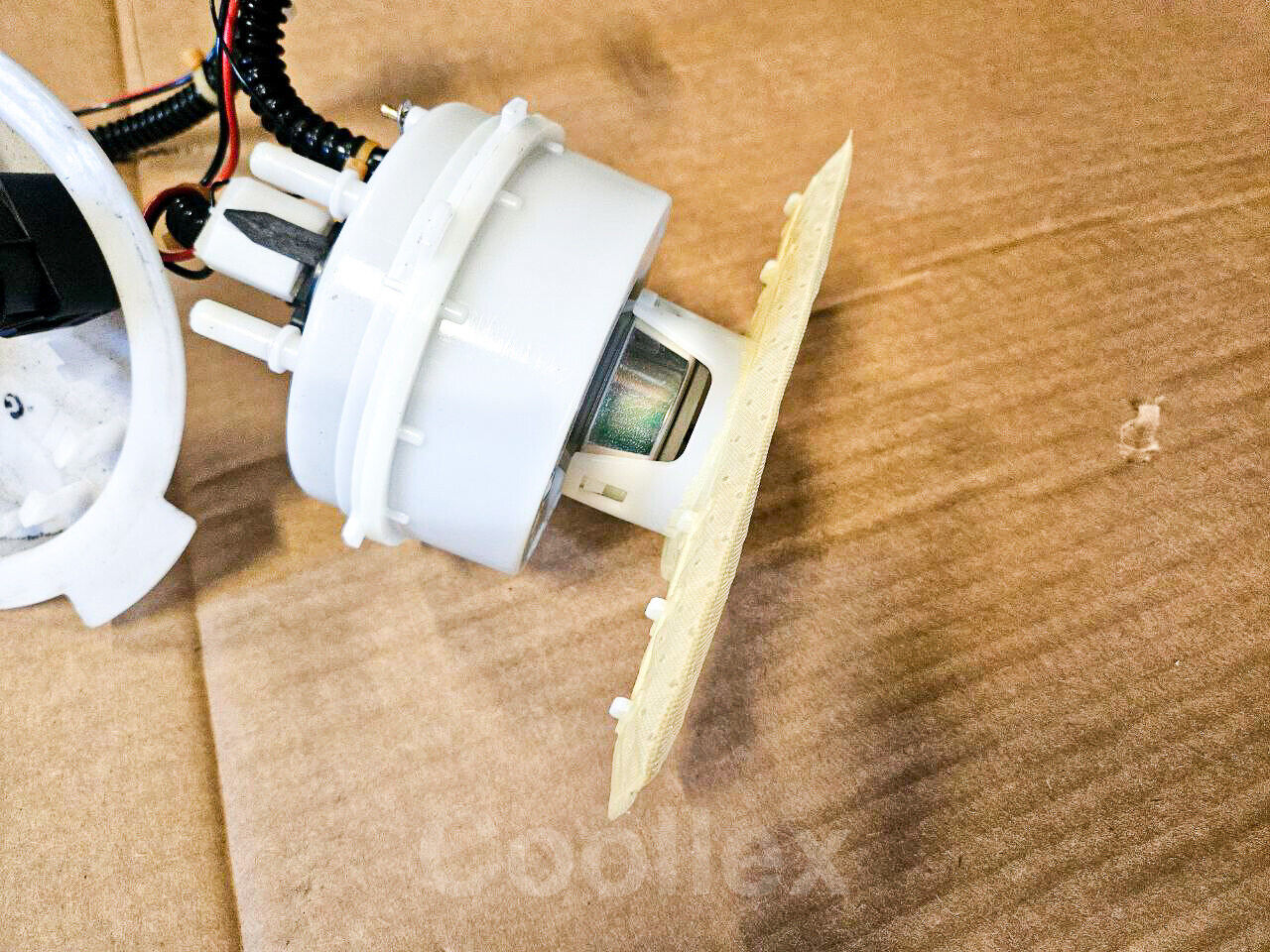 11-16 Bmw 550i F10 Fuel Pump 16-11-7-260-636 Oem