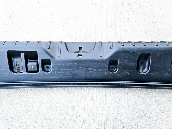 11-16 Bmw 550i F10 Trunk Loading Sill Cover 51-47-7-227-535 Oem