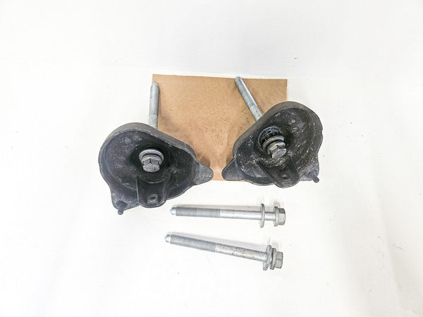 11-19 Bmw 550i F10 Rear Lh Rh Cross-Member Stoppers w/Bolts 33-31-6-798-811 Oem Used