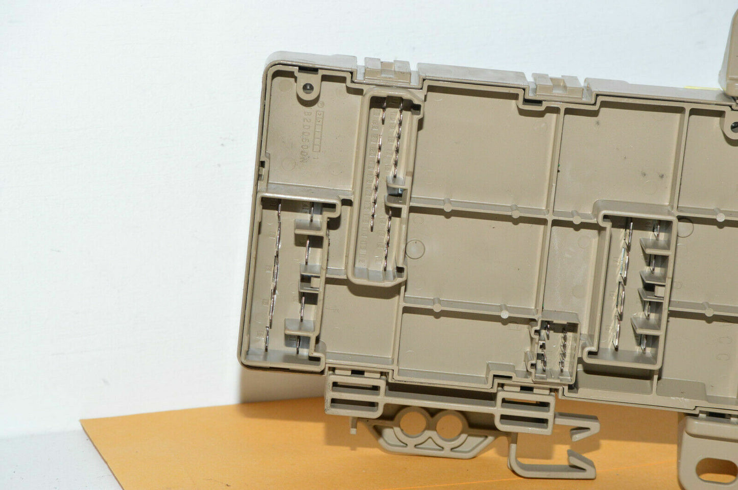13-16 Subaru Forester Junction Block, Joint Fuse Box 82201FJ111 Oem Used