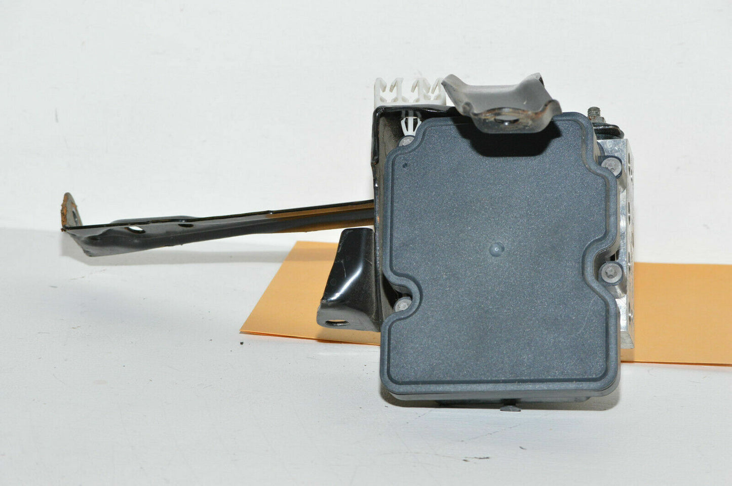 14-18 Subaru Forester ABS Pump Modulator Valve 27596SG080 Oem Used