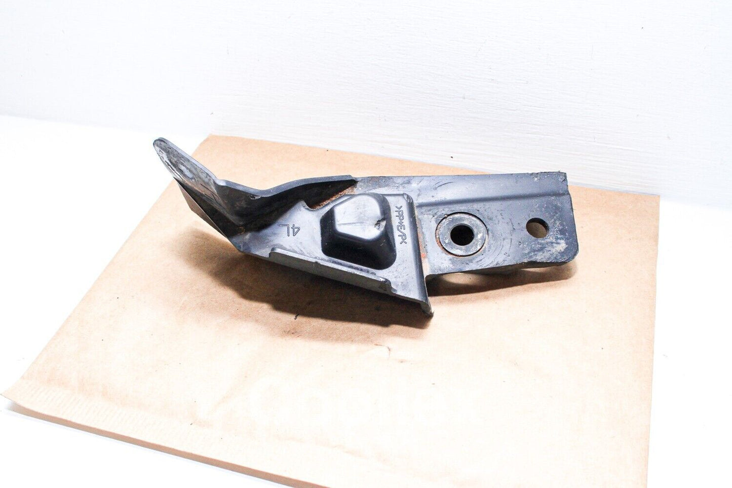 14-20 Lexus Is250 Rear Left Floor Mud Flap Housing Shield 57498-53060 Oem Used