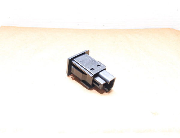 04-23 Lexus Is250 Tire Pressure Monitoring System (TPMS) Reset Switch 84746-AE010 Oem Used