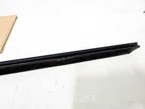 07-13 Mini Cooper Clubman Right Passenger Door Window Molding 51-33-7-146-092 Oem Used