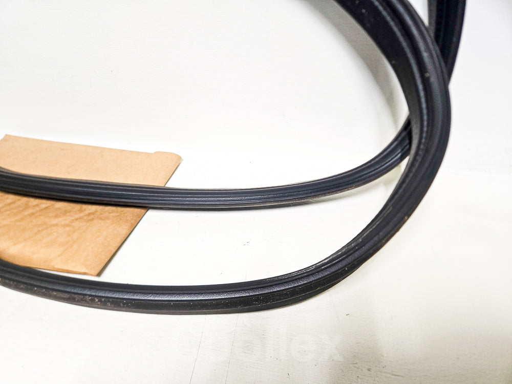 09-14 MINI Cooper Clubman Rear Doors WeatherStrip 51-76-2-757-822 Oem Used