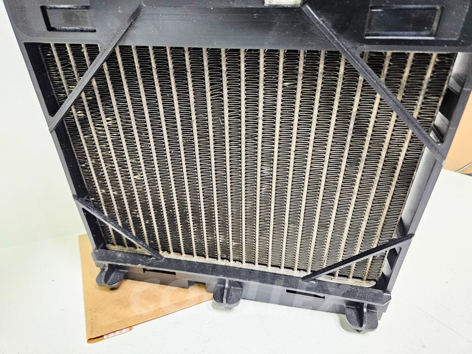 11-19 F10 550i BMW Oil Cooler 17-21-7-572-542 Oem Used