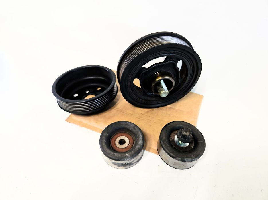 06-16 Lexus IS250 Awd Set Of Engine Pulleys Crank, Water Pump, Idler 13470-31022, 16173-31010 Oem Used