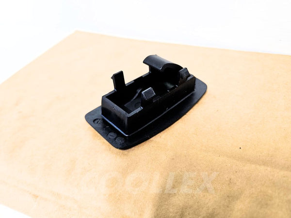 07-14 Mini Cooper Clubman Trunk Plastic Hook 51-47-2-757-326 Oem Used