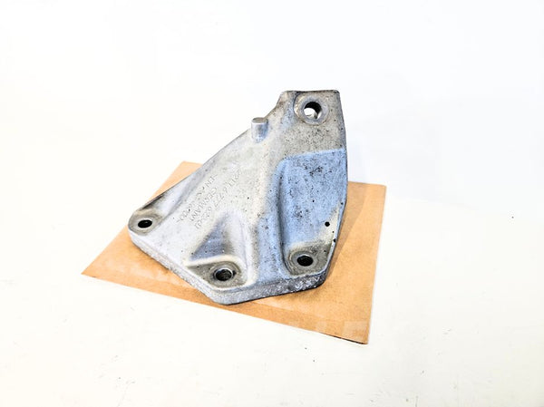 11-19 Bmw 550i F10 Right Engine Mount Bracket 22-11-6-777-622 Oem Used