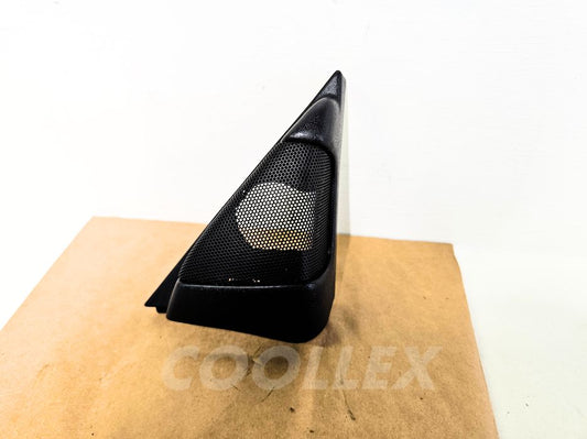 01-05 Lexus Is300 Front Right Speaker Cover 67491-53020-C0 Oem Used