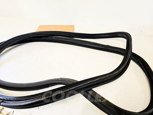 06-13 Lexus Is250 Is350 Trunk Weather-Strip Deck Lid Seal 64461-53020 Oem Used