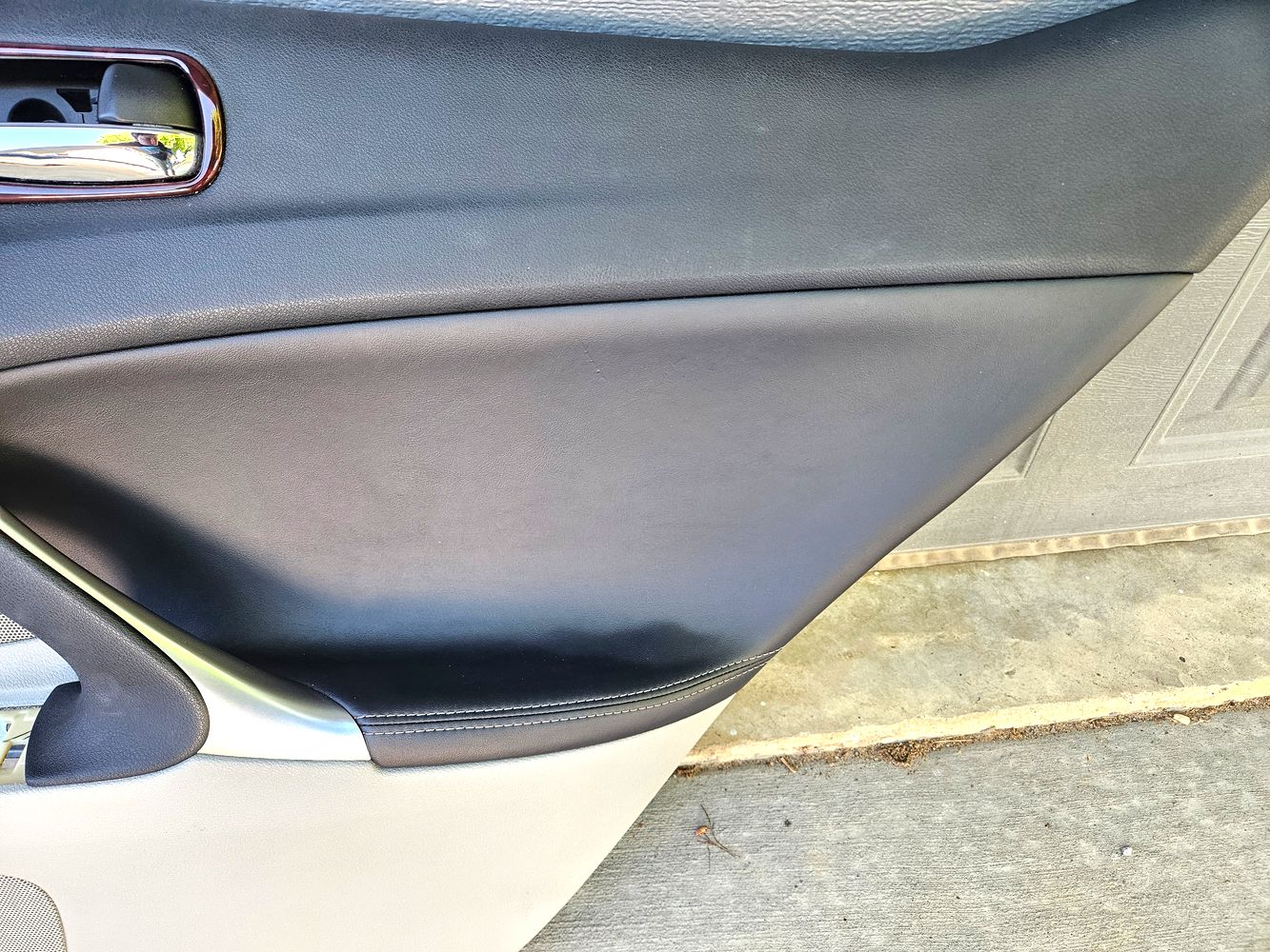06-09 Lexus Is250 Is350 Rear Right Door Panel Gray 67630-53500-B5 Oem Used