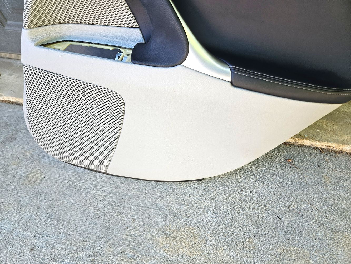 06-09 Lexus Is250 Is350 Rear Right Door Panel Gray 67630-53500-B5 Oem Used