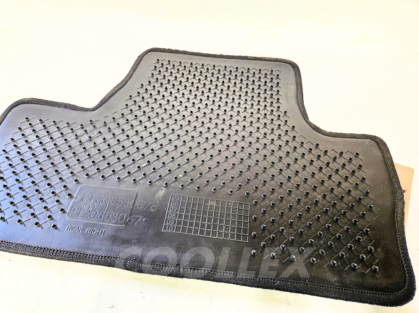 06-13 Lexus Is250 Is350 Rear Right Carpet Mat Black PT208-53067 Oem Used