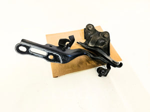 06-13 Lexus Is250 Is350 Right Hood HInge 53410-53020 Oem Used