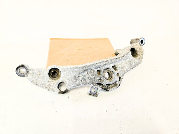 07-15 Mini Cooper Clubman Right Engine Mount Bracket 22-11-6-772-032 Oem Used