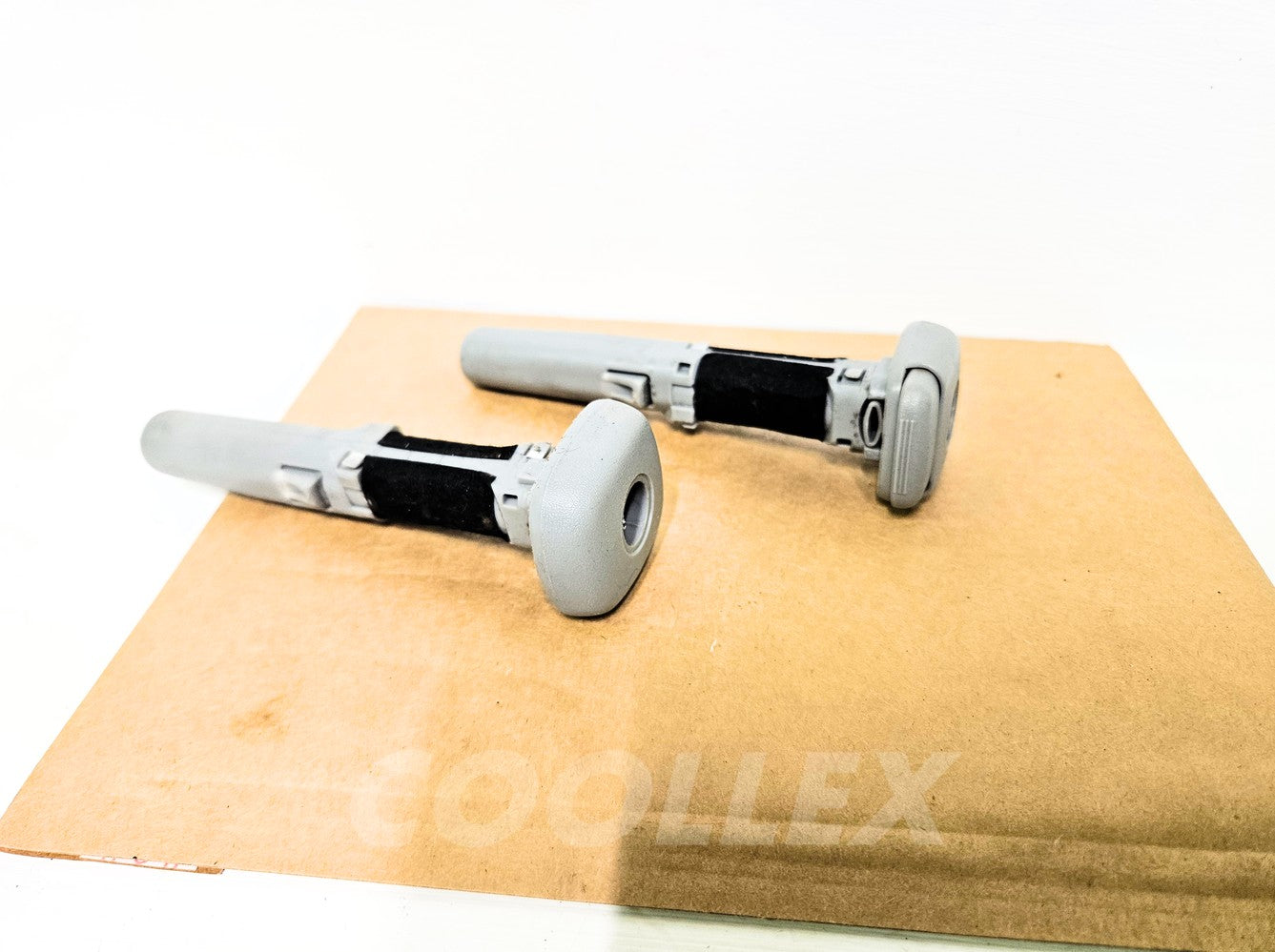 06-13 Lexus Is250 Front Headrest Guides Gray 71930-42020-P1, 71931-42020-P1 Oem Used