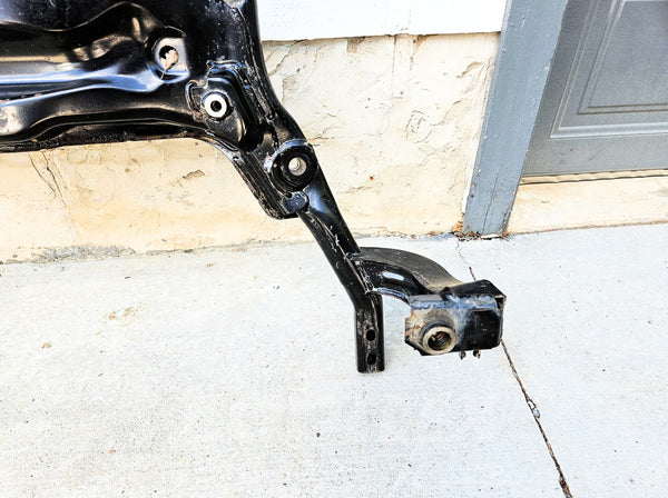 07-14 Mini Cooper Clubman Front Cross-Member, Subframe 31-11-6-772-229 Oem Used