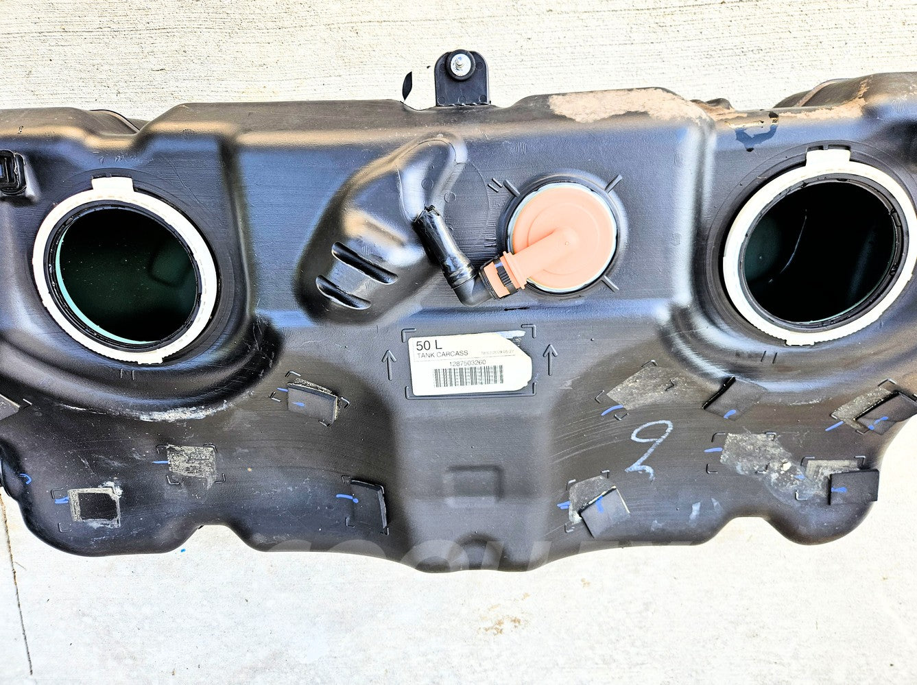 Fuel Tank for 07-14 Mini Cooper Clubman 16-11-2-752-299 Oem Used