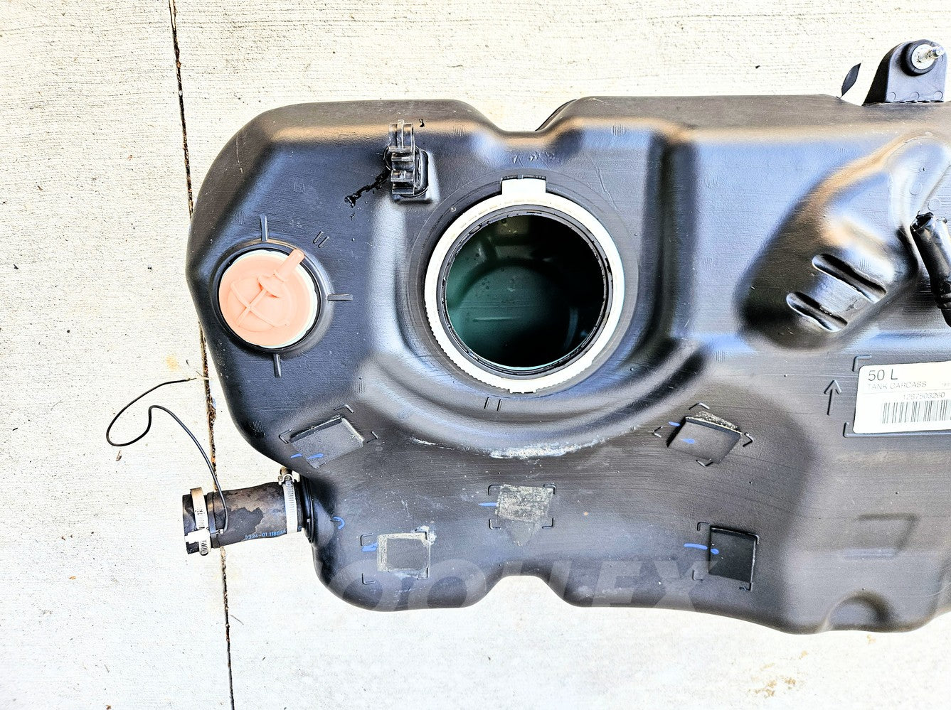Fuel Tank for 07-14 Mini Cooper Clubman 16-11-2-752-299 Oem Used