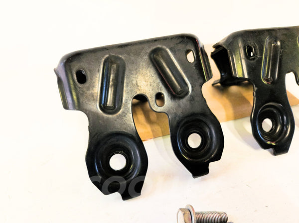 08-20 Lexus Is250 Stabilizer Bar Brackets w/Bolts 48809-30130 x2 Oem Used