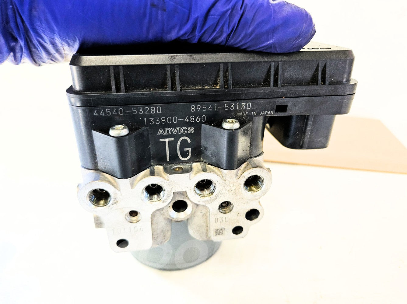 09-12 Lexus Is250 Abs Actuator Modulator Valve Pump 44050-53260 Oem Used