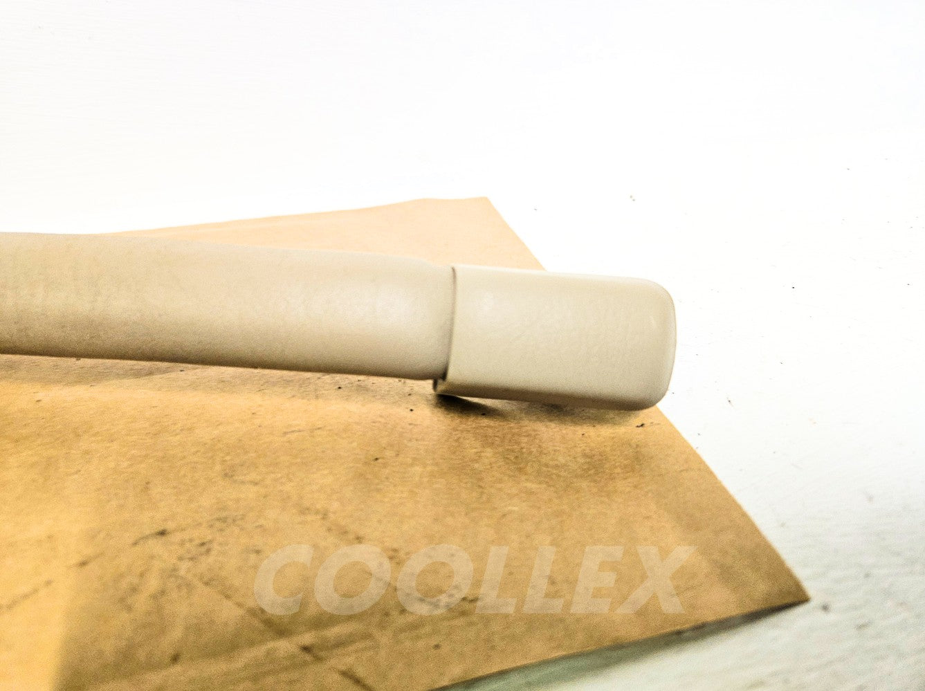 02-05 Lexus Is300 Ceiling Grip Handle 74610-53010 Ivory Oem Used