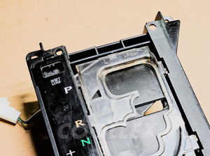 06-13 Lexus Is250 Gear Indicator Shifter Bezel 35978-53030 Oem Used