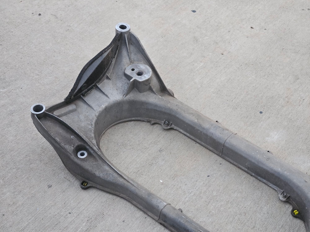 06-24 Lexus Is250 Is300 Rwd Front Subframe Crossmember Cradle 51201-30140 Oem Used
