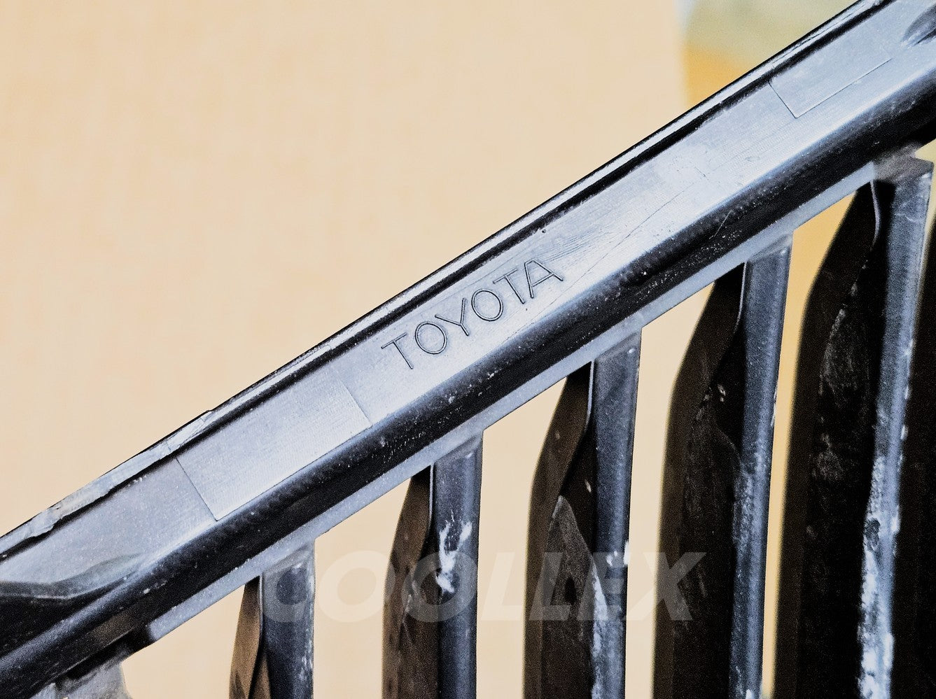 06-08 Lexus Is250 Front Grille 53111-53900 Oem Used