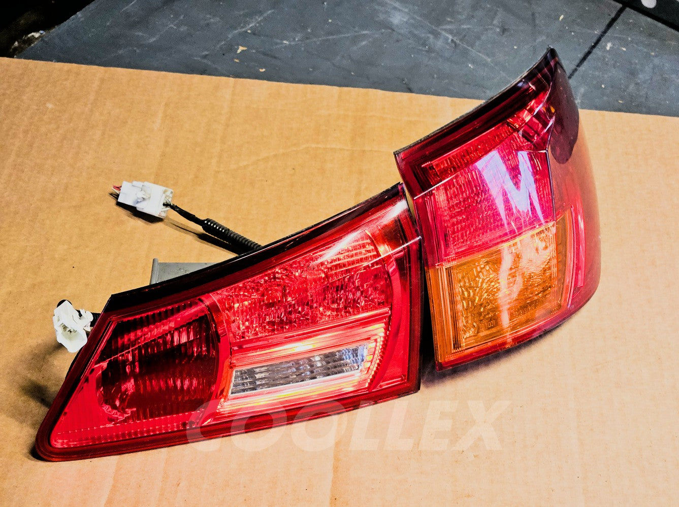 06-08 Lexus Is250 Is350 Tail Light Rear Right Complete 81581-53060 Oem Used