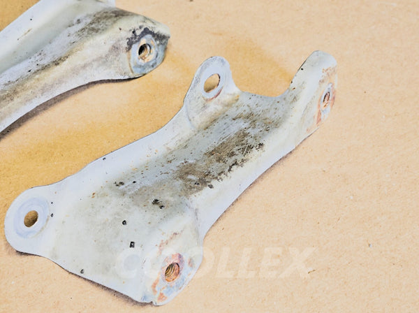 06-13 Lexus Is250 Is350 Lower Fender Brackets 53835-53010, 53836-53010 Oem Used