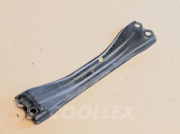 06-13 Lexus Is250 Center Floor Brace 57533-30050 Oem Used