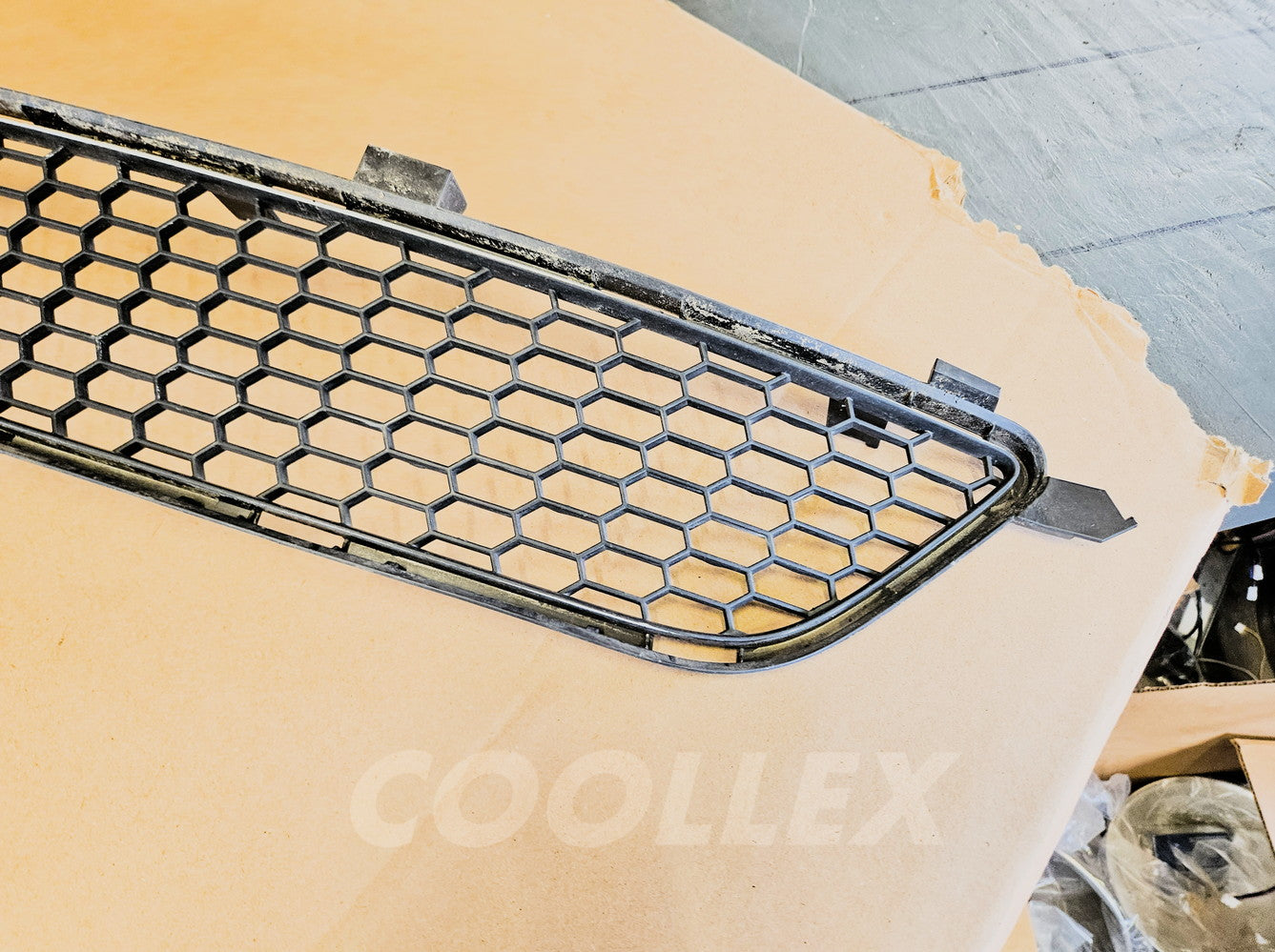 06-11 Lexus Is250 Front Bumper Lower Grille 53112-53010 Oem Used