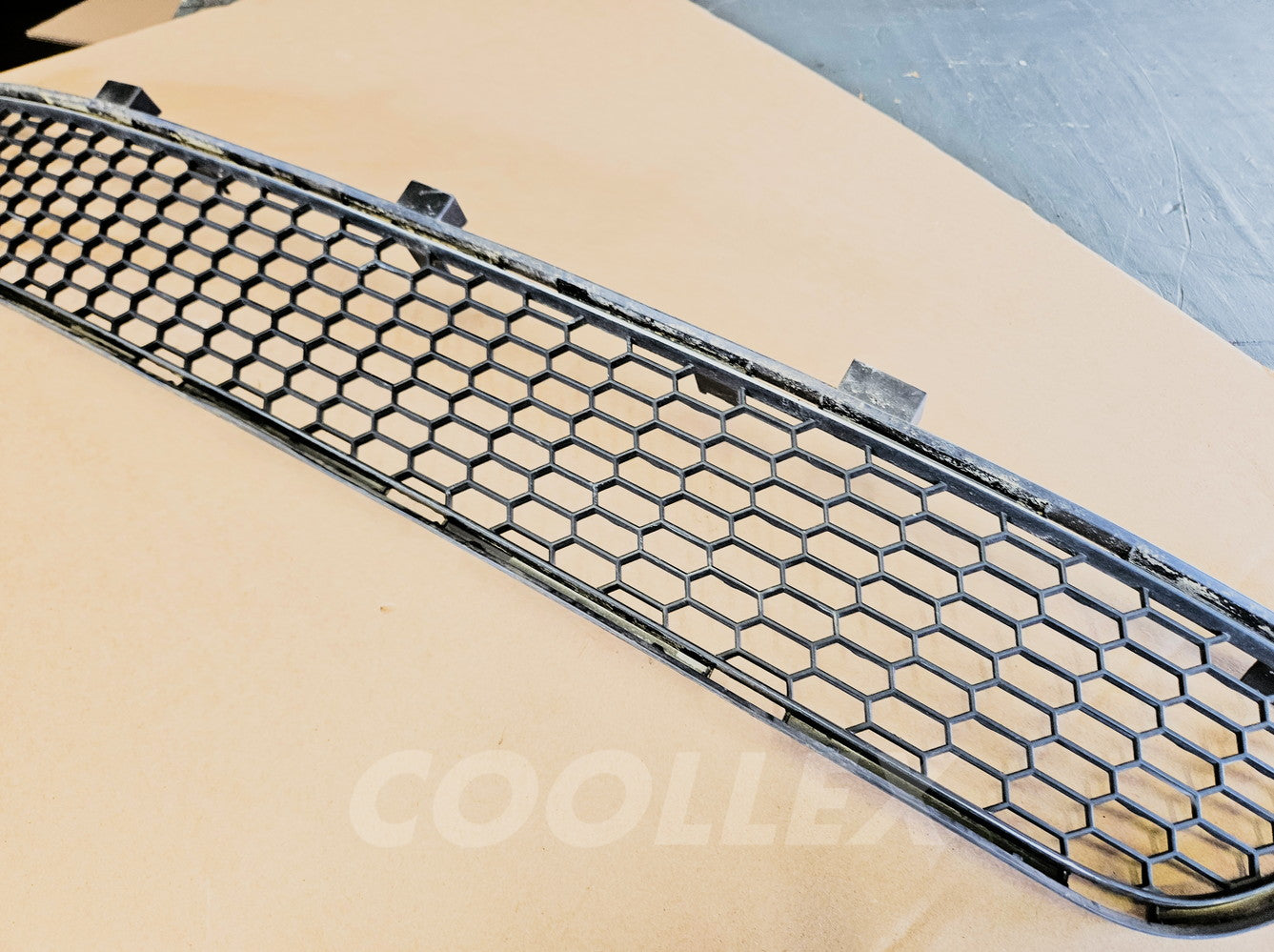 06-11 Lexus Is250 Front Bumper Lower Grille 53112-53010 Oem Used