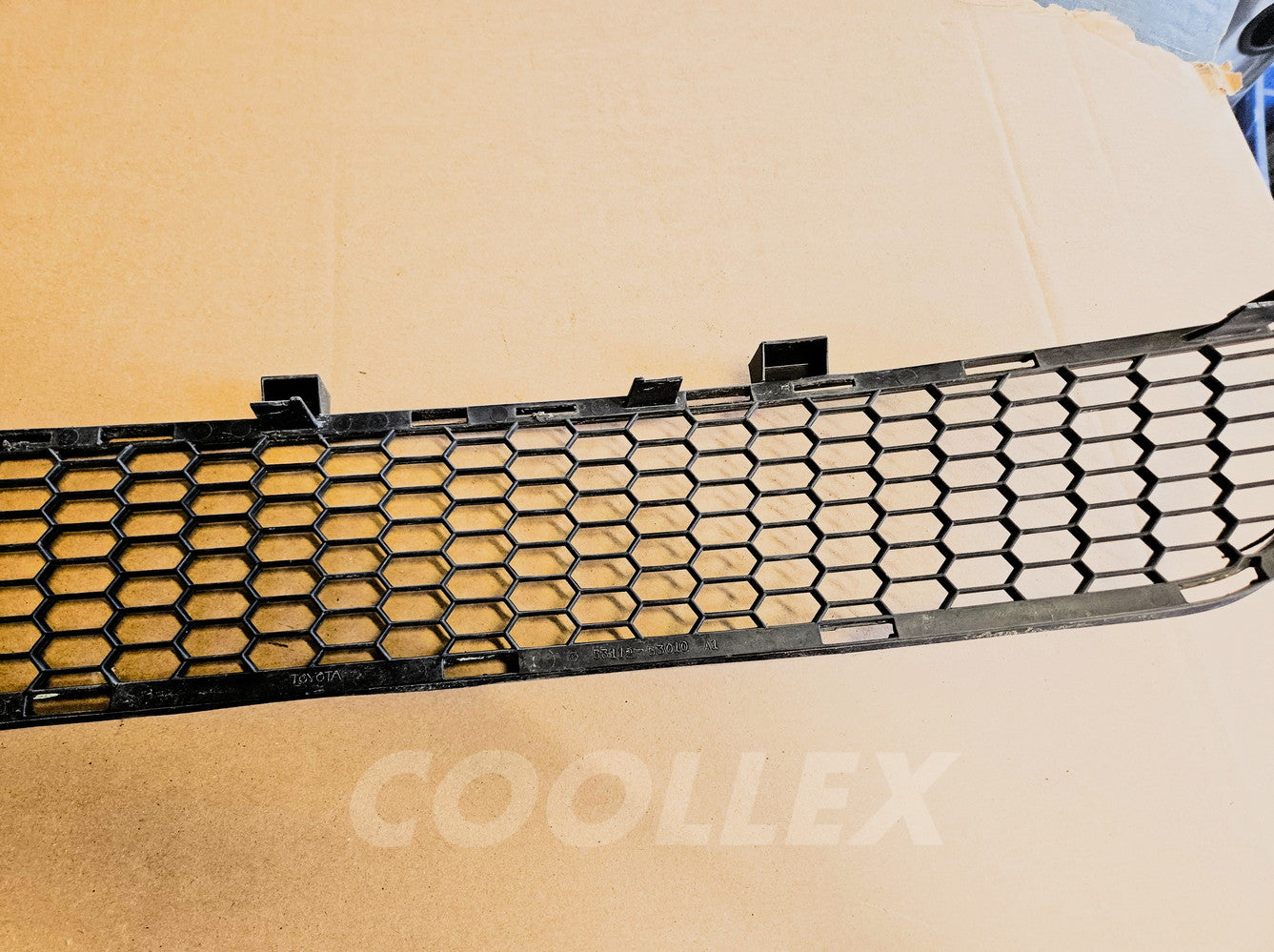 06-11 Lexus Is250 Front Bumper Lower Grille 53112-53010 Oem Used