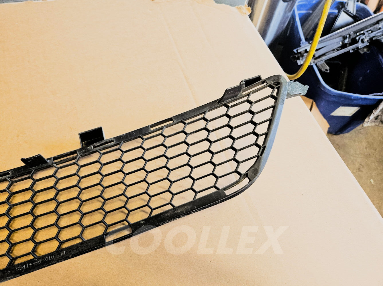 06-11 Lexus Is250 Front Bumper Lower Grille 53112-53010 Oem Used