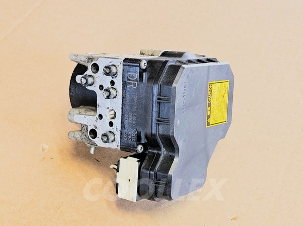06-08 Lexus Is250 AWD ABS Anti-Lock Brake Pump Module 44540-53210, 44050-53180 Oem Used