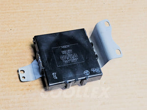 06-13 Lexus Is250 Instrument panel, power source module 89670-53090 Oem Used
