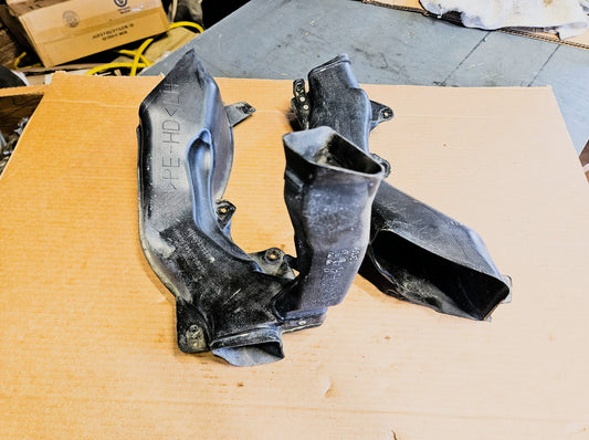 06-13 Lexus Is250 Is350 Fender Brake Air Ducts Lh Rh 53209-53040, 53208-53070 Oem Used