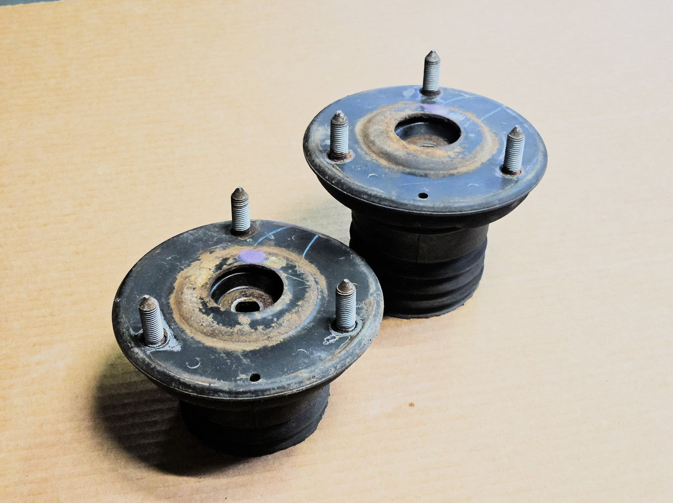 06-15 Lexus Is250 Front Strut Mounts 48680-53031 Oem Used