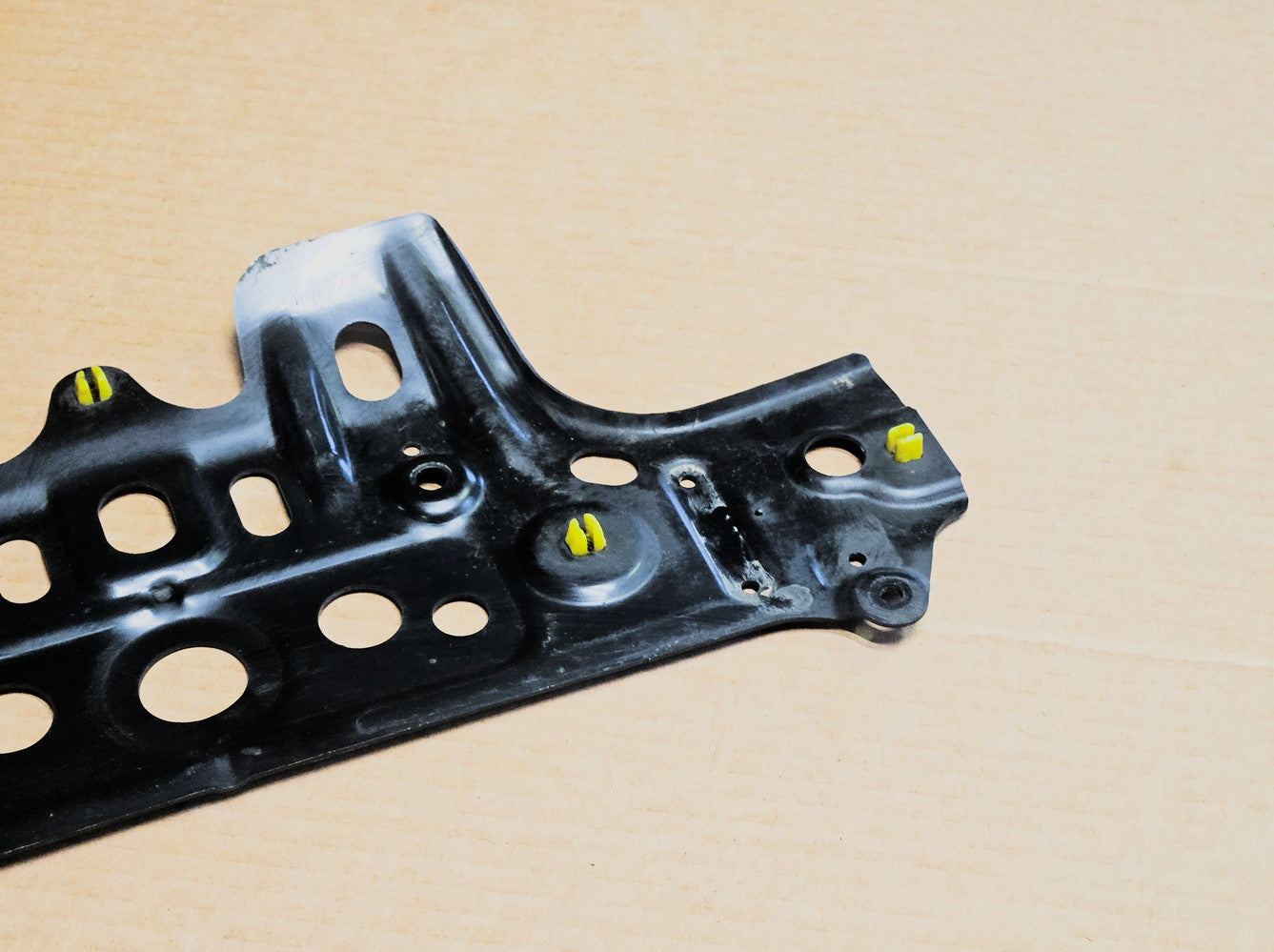 2006-2014 Lexus Is250 Radiator Support Splash Shield 51219-30031 Oem Used