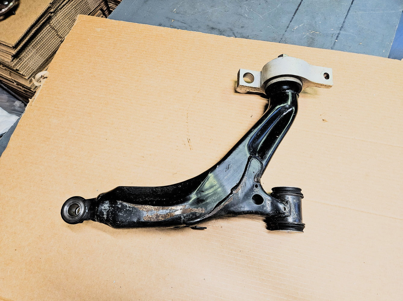 2006-2013 Front Lh Lower Control Arm 48640-30290 Oem Used