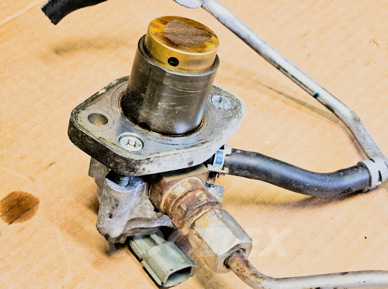 2006-15 Lexus Is250 High Pressure Fuel Pump 23100-39618 Oem Used