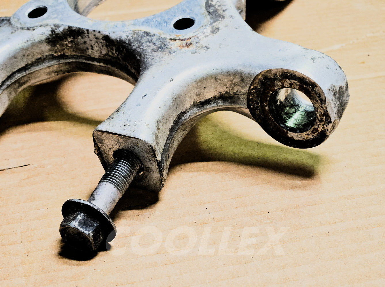 2006-13 Lexus Is250 AWD Front Rh Passenger Steering Knuckle 43201-53020 Oem Used