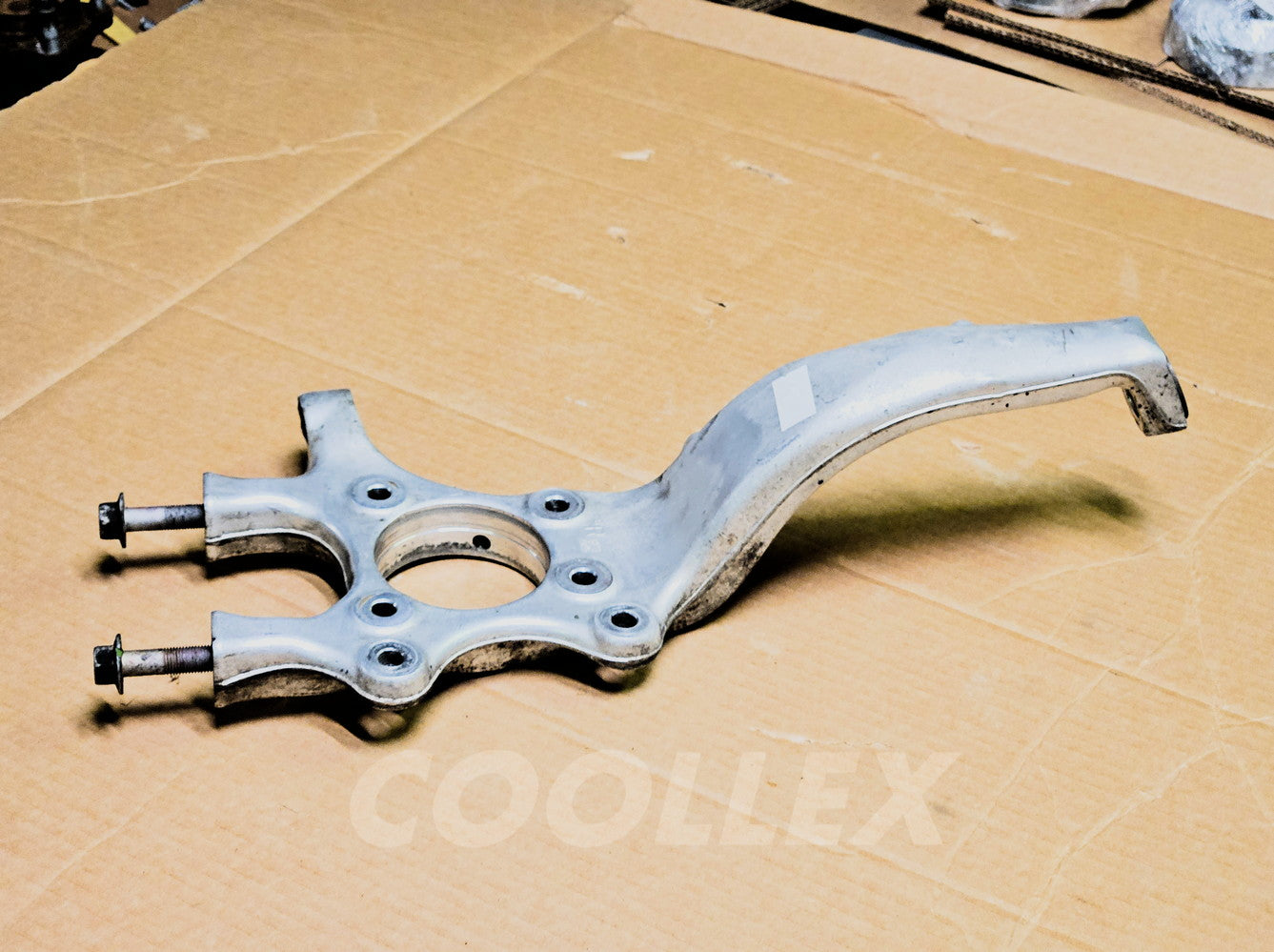 2006-13 Lexus Is250 AWD Front Rh Passenger Steering Knuckle 43201-53020 Oem Used