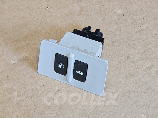 2006-13 Lexus Is250 Is350 Trunk Lid, Fuel Door Release Switch 84840-33080 Oem Used