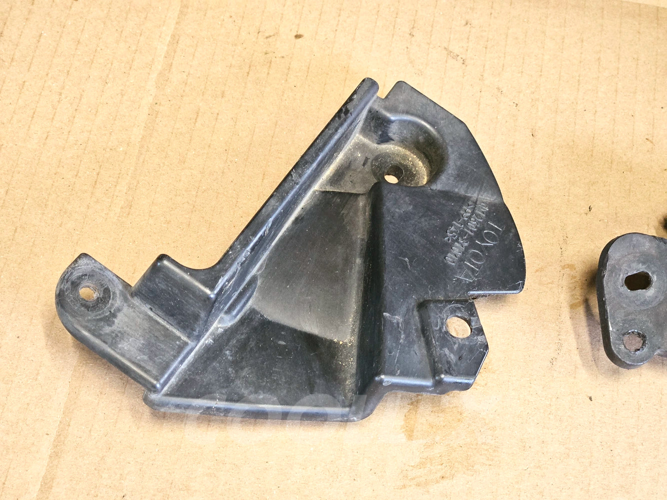 06-18 Lexus Is250 Is350 Timing Covers Set 12602-31013, 12601-31010 Oem Used
