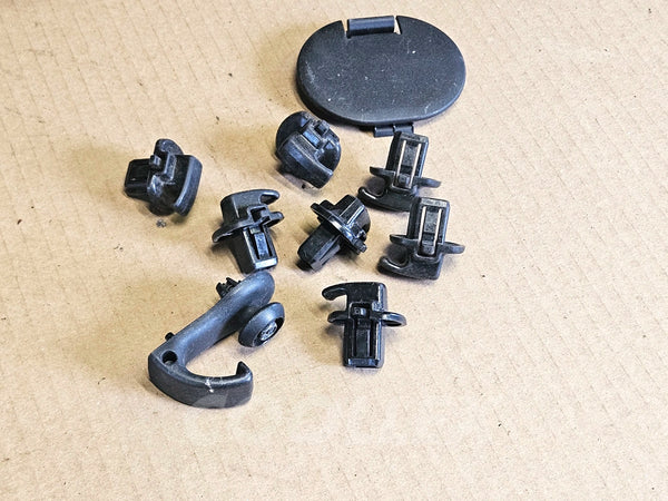 2006-13 Lexus Is250 Luggage Compartment Hooks & Trunk Hardware 66311-30010 Oem Used